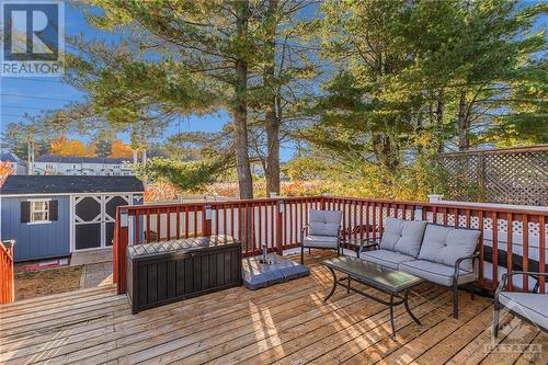 17 Newcastle Avenue, Kanata, ON - Outdoor With Deck Patio Veranda