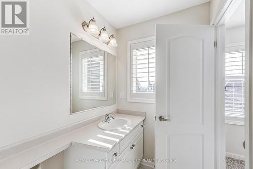 227 Riverlands Avenue, Markham, ON - Indoor Photo Showing Bathroom