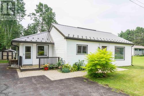 268 Harmony Road, Belleville, ON - Outdoor