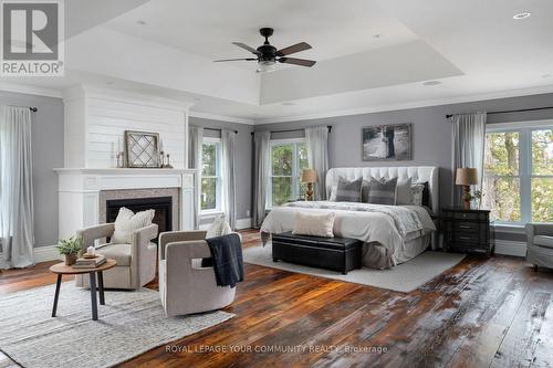 5439 Wellington Rd 29, Guelph/Eramosa, ON - Indoor Photo Showing Bedroom With Fireplace