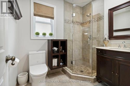 881 Royal York Road, Toronto, ON - Indoor Photo Showing Bathroom