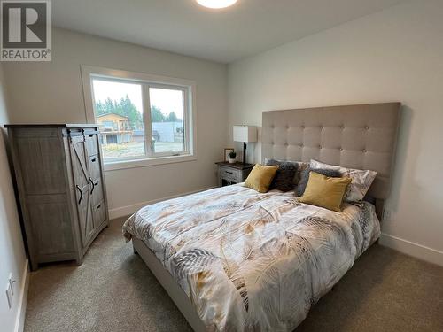 20 Kimberley Avenue, Kimberley, BC - Indoor Photo Showing Bedroom