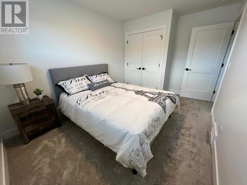 20 Kimberley Avenue, Kimberley, BC - Indoor Photo Showing Bedroom