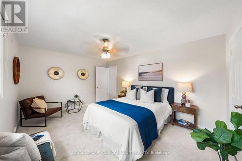 69 Halfmoon Square, Toronto, ON - Indoor Photo Showing Bedroom