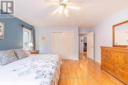 86 Fire Route 37, Galway-Cavendish And Harvey, ON - Indoor Photo Showing Bedroom