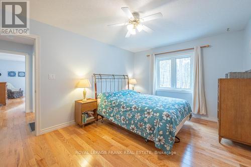 86 Fire Route 37, Galway-Cavendish And Harvey, ON - Indoor Photo Showing Bedroom