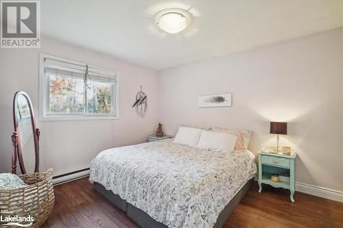 255 Brown Street, Gravenhurst, ON - Indoor Photo Showing Bedroom