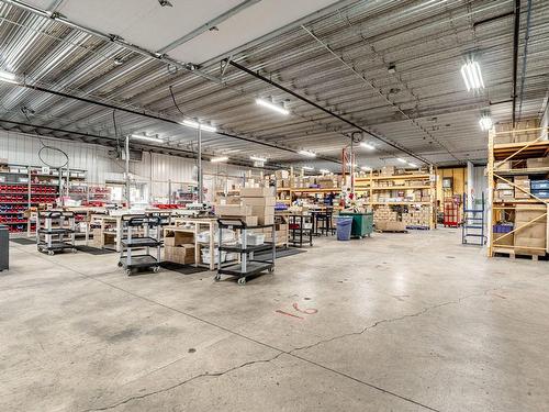 Warehouse - 4675 Rue Roberge, Lac-Mégantic, QC - Indoor Photo Showing Garage