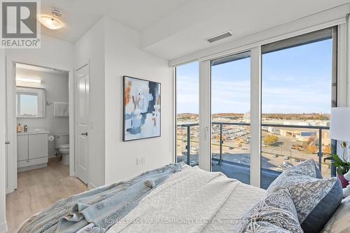 909A - 4675 Metcalfe Avenue, Mississauga, ON - Indoor Photo Showing Bedroom