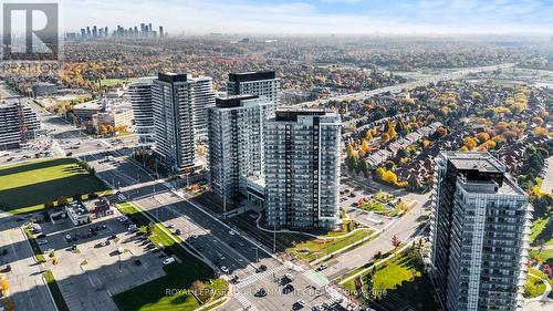 909A - 4675 Metcalfe Avenue, Mississauga, ON - Outdoor With View