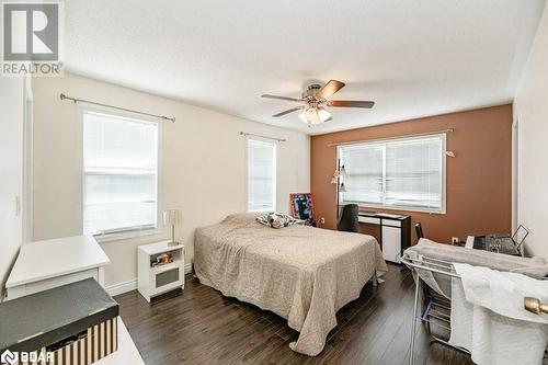 381 Baverstock Crescent, Milton, ON - Indoor Photo Showing Bedroom