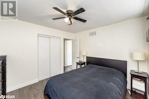 381 Baverstock Crescent, Milton, ON - Indoor Photo Showing Bedroom