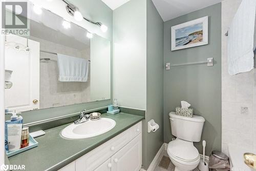 381 Baverstock Crescent, Milton, ON - Indoor Photo Showing Bathroom