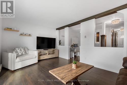 A6 - 400 Westwood Drive, Cobourg, ON - Indoor Photo Showing Living Room