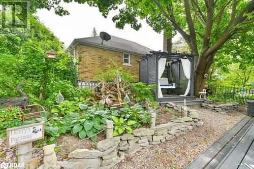 125 Dufferin Avenue, Belleville, ON - Outdoor