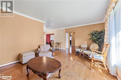 28 Eplett Street, Severn (Coldwater), ON - Indoor Photo Showing Living Room