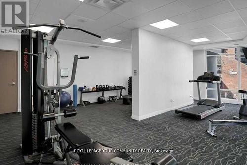 602 - 1121 Bay Street, Toronto, ON - Indoor Photo Showing Gym Room