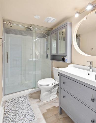 305 1030 Grant Avenue, Winnipeg, MB - Indoor Photo Showing Bathroom