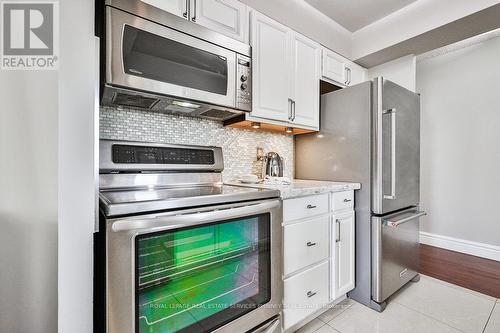 708 - 1 Hickory Tree Road, Toronto, ON - Indoor Photo Showing Kitchen With Stainless Steel Kitchen