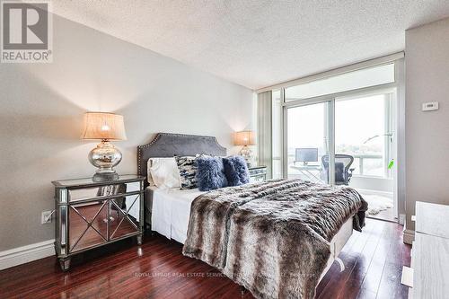 708 - 1 Hickory Tree Road, Toronto, ON - Indoor Photo Showing Bedroom