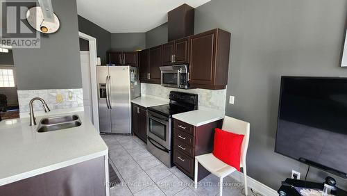 5672 Raleigh Street, Mississauga, ON - Indoor Photo Showing Kitchen With Stainless Steel Kitchen With Double Sink