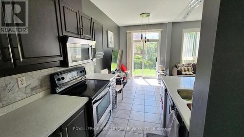 5672 Raleigh Street, Mississauga, ON - Indoor Photo Showing Kitchen