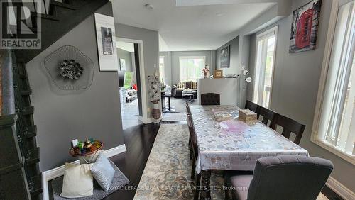 5672 Raleigh Street, Mississauga, ON - Indoor Photo Showing Dining Room