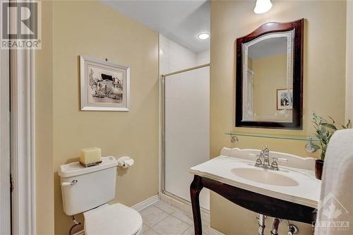 5791 Kelly Marie Drive, Ottawa, ON - Indoor Photo Showing Bathroom