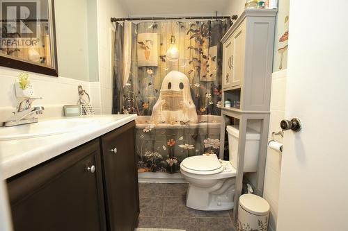 593 Boundary Rd, Sault Ste. Marie, ON - Indoor Photo Showing Bathroom