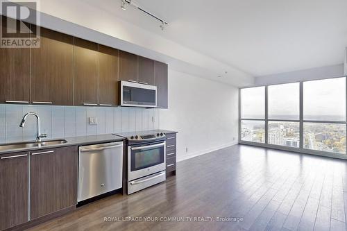 4102 - 10 Park Lawn Road, Toronto, ON - Indoor Photo Showing Kitchen With Stainless Steel Kitchen With Double Sink With Upgraded Kitchen