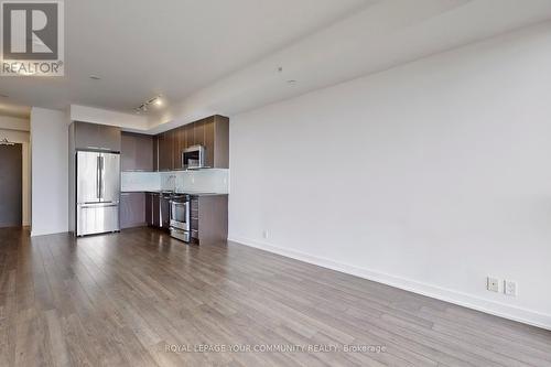 4102 - 10 Park Lawn Road, Toronto, ON - Indoor Photo Showing Kitchen