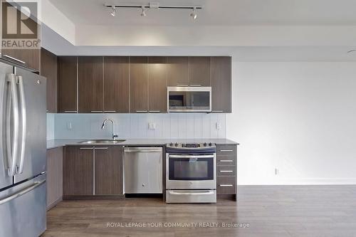 4102 - 10 Park Lawn Road, Toronto, ON - Indoor Photo Showing Kitchen With Stainless Steel Kitchen