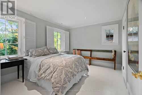 42 Old Bridle Path, Toronto, ON - Indoor Photo Showing Bedroom