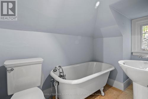 42 Old Bridle Path, Toronto, ON - Indoor Photo Showing Bathroom