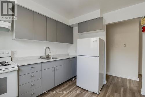 351 Borden Street, Midland, ON - Indoor Photo Showing Kitchen