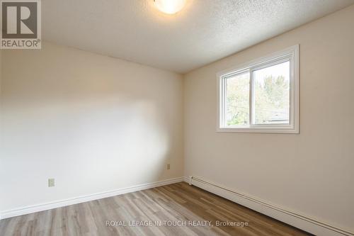 351 Borden Street, Midland, ON - Indoor Photo Showing Other Room