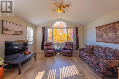 223 Boeve Lane, Alnwick/Haldimand, ON - Indoor Photo Showing Living Room