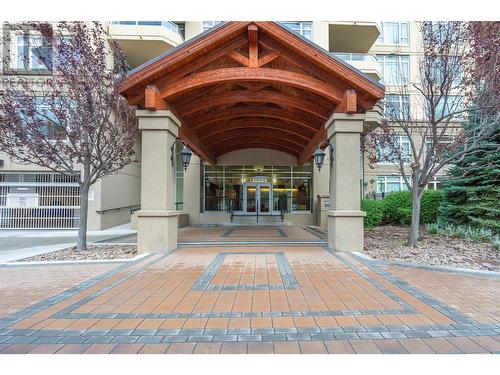 75 Martin Street Unit# 1205, Penticton, BC - Outdoor