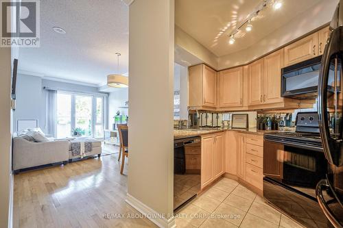 204 - 40 Old Mill Road, Oakville, ON - Indoor Photo Showing Kitchen