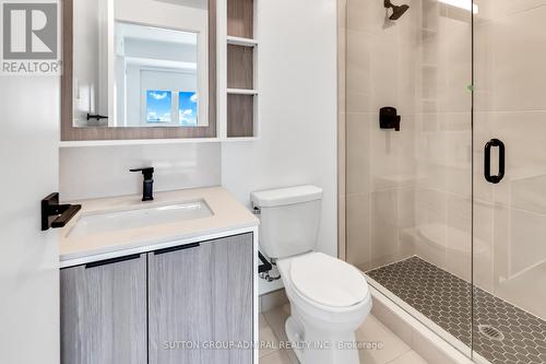 2305 - 36 Zorra Street, Toronto, ON - Indoor Photo Showing Bathroom