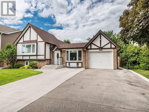 392 Wilson Drive, Milton, ON - Outdoor With Facade