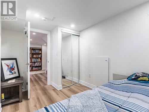 392 Wilson Drive, Milton, ON - Indoor Photo Showing Bedroom