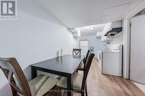 228 Ingleside Place, Kitchener, ON - Indoor Photo Showing Laundry Room