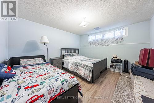 228 Ingleside Place, Kitchener, ON - Indoor Photo Showing Bedroom