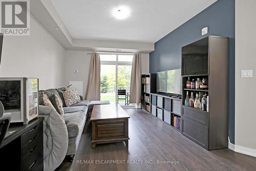 114 - 125 Shoreview Place, Hamilton, ON - Indoor Photo Showing Living Room