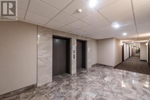 114 - 125 Shoreview Place, Hamilton, ON - Indoor