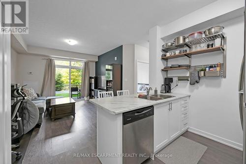 114 - 125 Shoreview Place, Hamilton, ON - Indoor Photo Showing Kitchen With Double Sink