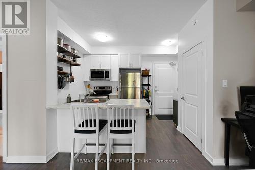 114 - 125 Shoreview Place, Hamilton, ON - Indoor Photo Showing Kitchen