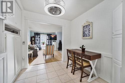 11 - 1110 Garth Street, Hamilton, ON - Indoor Photo Showing Dining Room