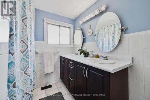 11 - 1110 Garth Street, Hamilton, ON - Indoor Photo Showing Bathroom